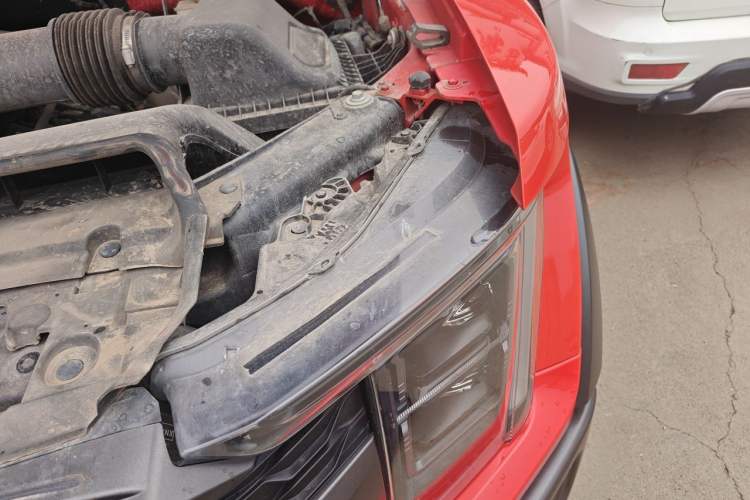 Used Ford F-150 Raptor 2022 3.5T Raptor Engine Bay Left