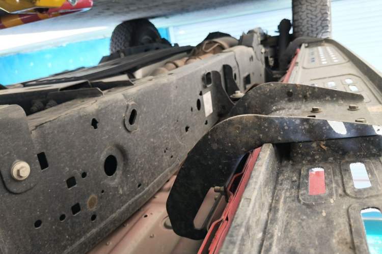Used Ford F-150 Raptor  Chassis Front Right
