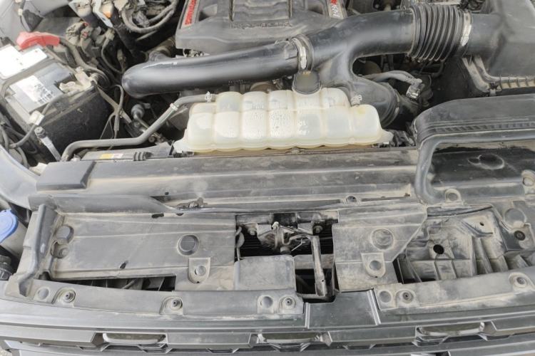 Used Ford F-150 Raptor 2022 3.5T Raptor Engine Bay