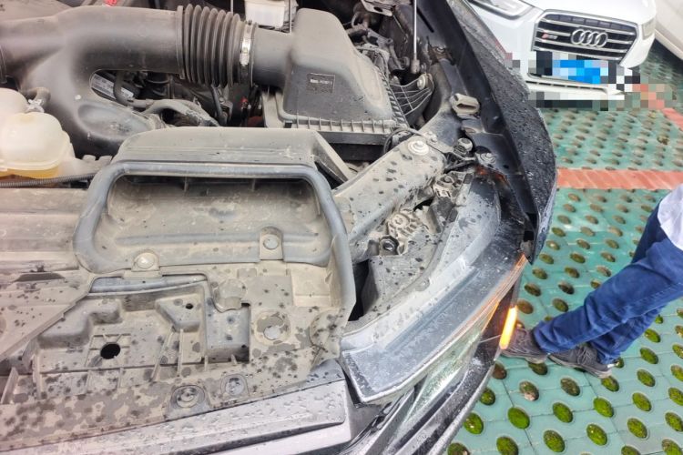 Used Ford F-150 Raptor 2023 3.5T Raptor Engine Bay Left