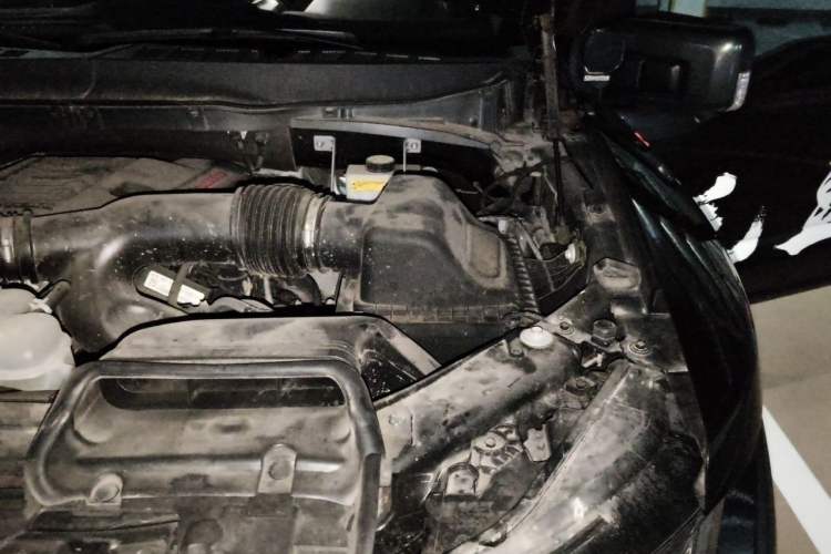 Used Ford F-150 Raptor 2023 3.5T Raptor Engine Bay Left