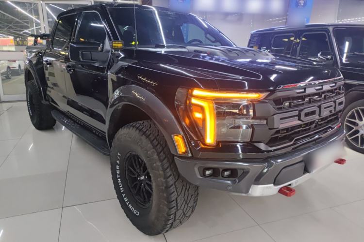 Used Ford F-150 Raptor 2023 3.5T Raptor Front Right 45 Deg