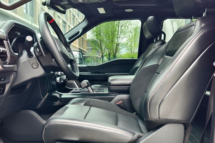 Used Ford F-150 Raptor 2023 3.5T Raptor Interior 2