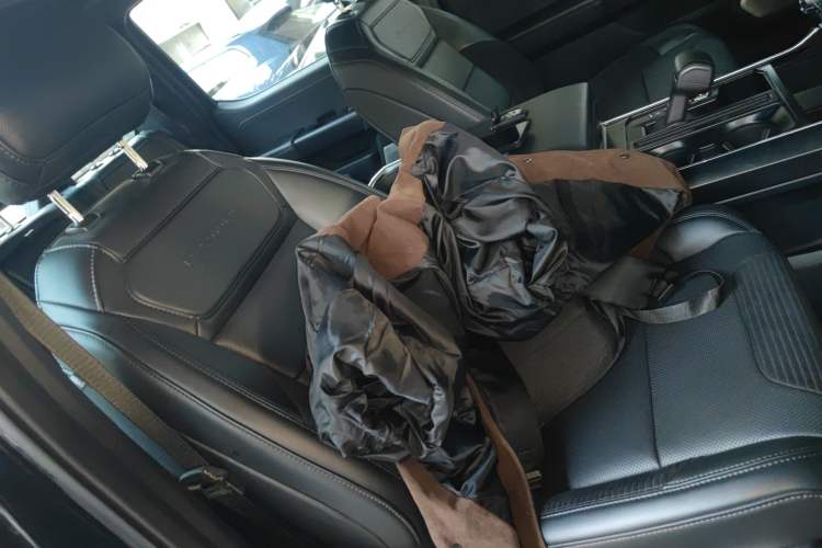 Used Ford F-150 Raptor 2023 3.5T Raptor Right Front Seat