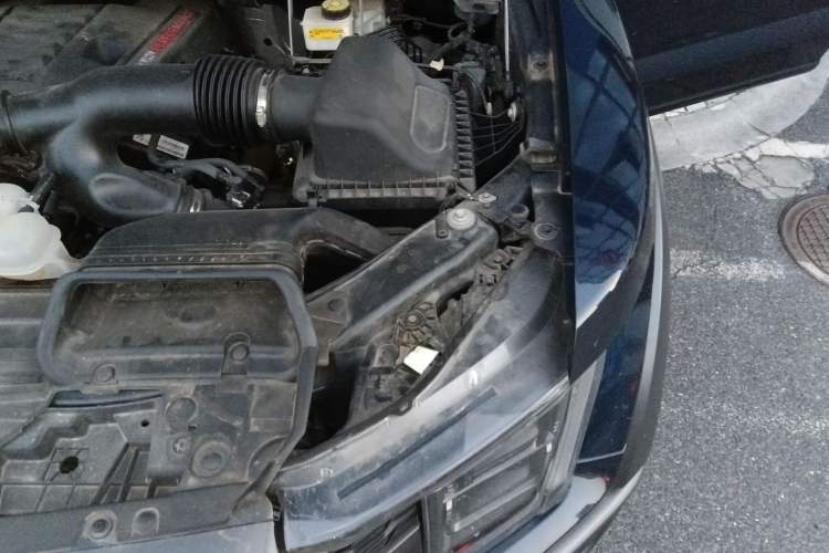 Used Ford F-150 Raptor 2023 3.5T Raptor Engine Bay Left
