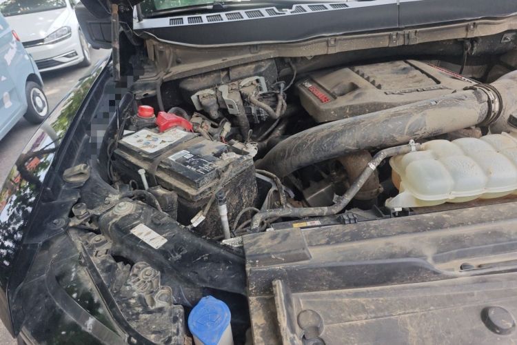 Used Ford F-150 Raptor 2023 3.5T Raptor Engine Bay Right