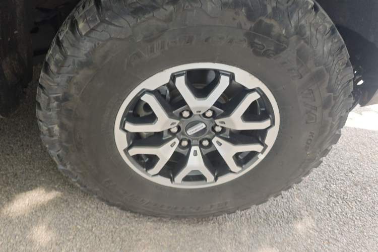 Used Ford F-150 Raptor 2023 3.5T Raptor Right Front Wheel Hub