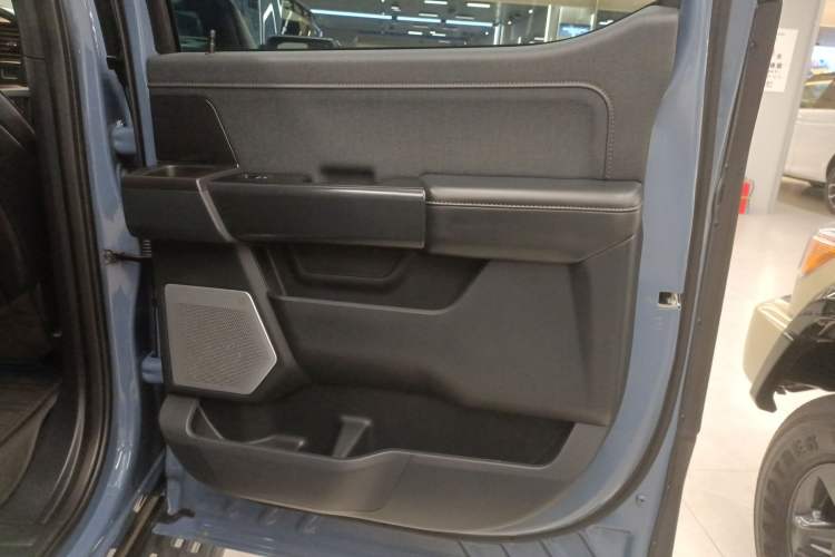 Used Ford F-150 Raptor 2023 3.5T Raptor Right Rear Door Interior