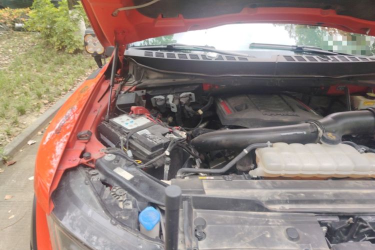 Used Ford F-150 Raptor 2023 3.5T Raptor Engine Bay Right