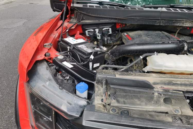 Used Ford F-150 Raptor 2023 3.5T Raptor Engine Bay Right