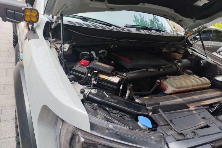 Used Ford F-150 Raptor 2023 3.5T Raptor Engine Bay Right