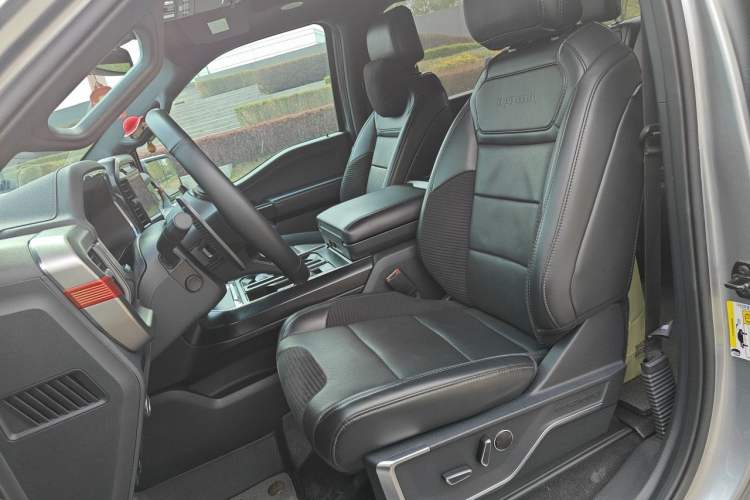 Used Ford F-150 Raptor 2023 3.5T Raptor Left Front Seat