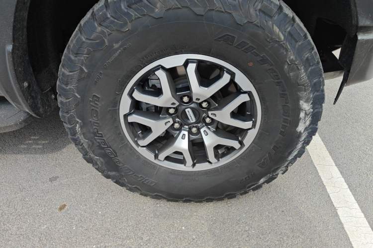 Used Ford F-150 Raptor 2023 3.5T Raptor Right Front Wheel Hub