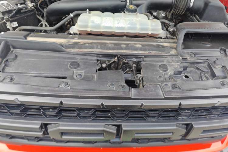 Used Ford F-150 Raptor 2023 3.5T Raptor Engine Bay