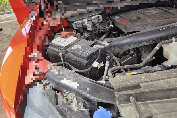 Used Ford F-150 Raptor 2023 3.5T Raptor Engine Bay Right