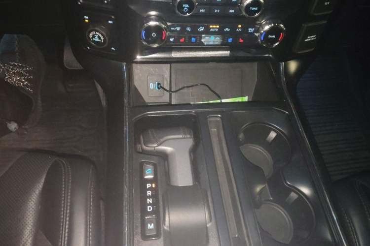 Used Ford F-150 Raptor 2023 3.5T Raptor Gear Lever