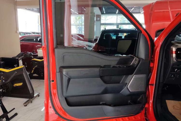 Used Ford F-150 Raptor 2023 3.5T Raptor Left Front Door Interior