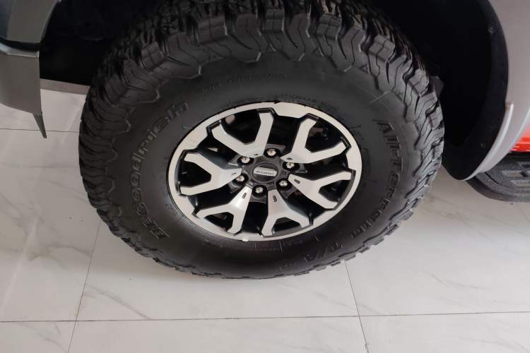 Used Ford F-150 Raptor 2023 3.5T Raptor Left Front Wheel Hub