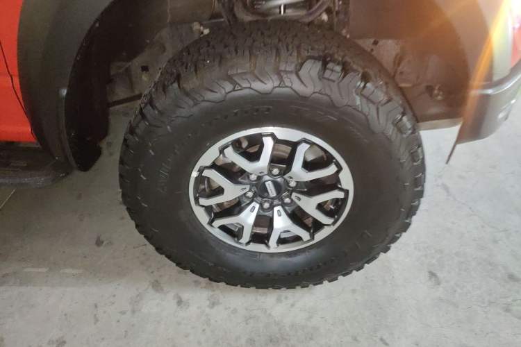 Used Ford F-150 Raptor 2023 3.5T Raptor Right Front Wheel Hub
