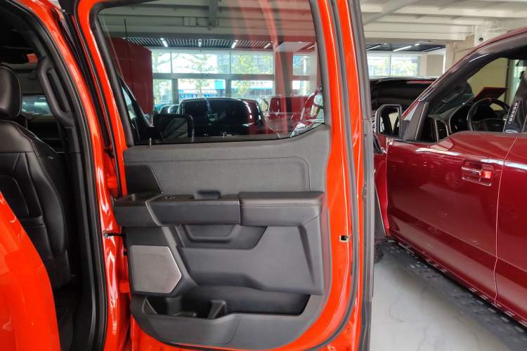 Used Ford F-150 Raptor 2023 3.5T Raptor Right Rear Door Interior