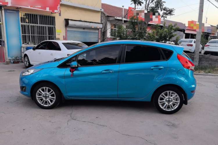 Used Ford Fiesta 2013 Hatchback 1.5L Automatic Fashion Edition Exterior 5