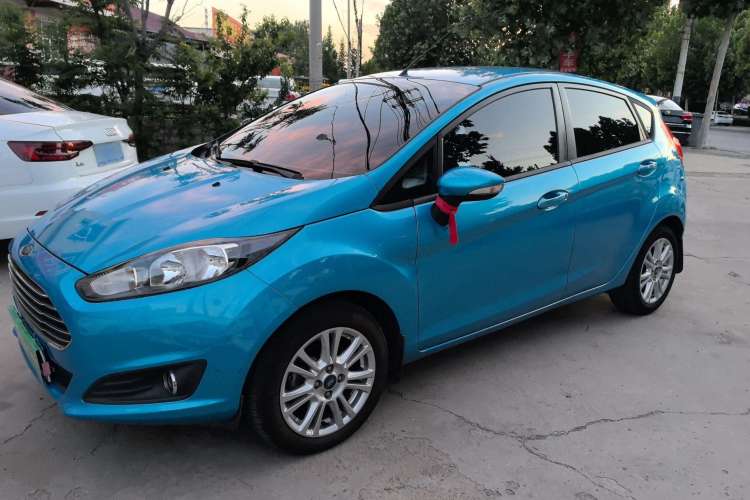 Used Ford Fiesta 2013 Hatchback 1.5L Automatic Fashion Edition Exterior 6