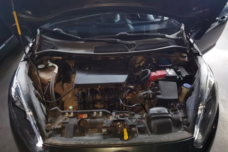 Used Ford Fiesta 2013 Sedan 1.5L Automatic Fashion Edition Engine Bay