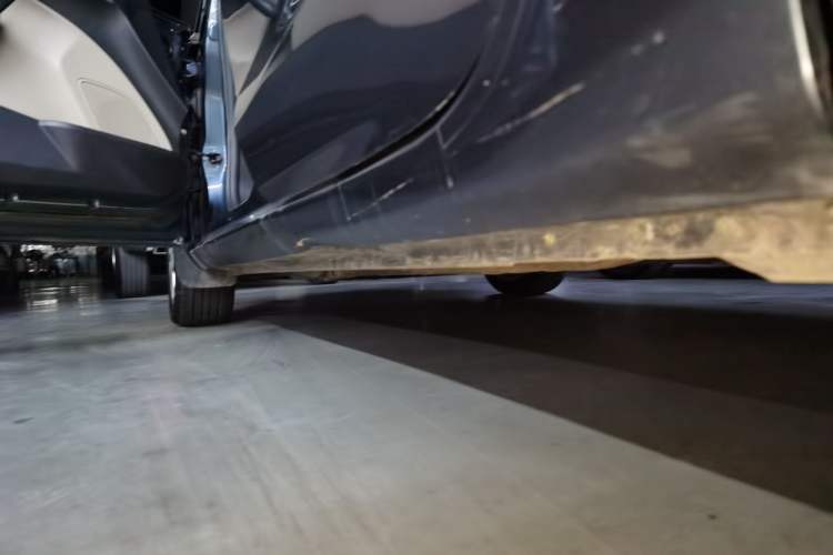 Used Ford Fiesta 2013 Sedan 1.5L Automatic Fashion Edition Left Side Sill