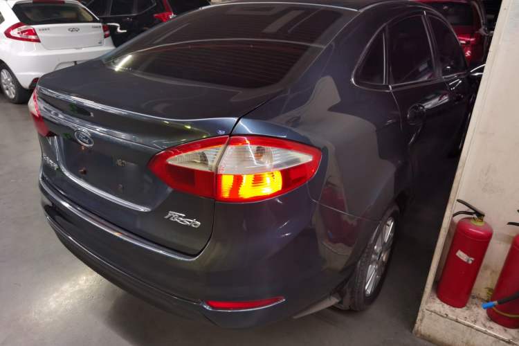 Used Ford Fiesta 2013 Sedan 1.5L Automatic Fashion Edition Rear Right 45 Deg