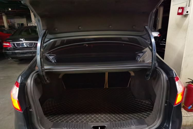 Used Ford Fiesta 2013 Sedan 1.5L Automatic Fashion Edition Trunk