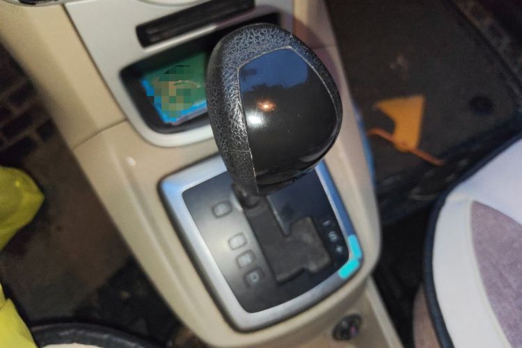 Used Ford Fiesta 2009 Hatchback 1.5L Automatic Fashion Edition Gear Lever