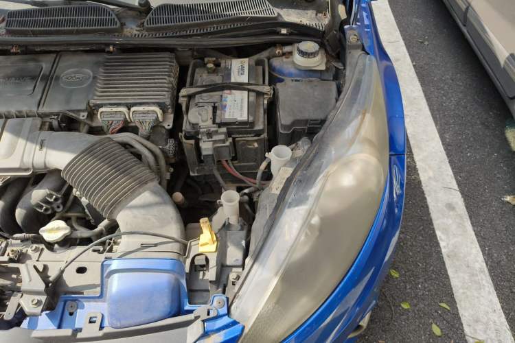 Used Ford Fiesta 2009 Hatchback 1.5L Automatic Sport Model Engine Bay Left