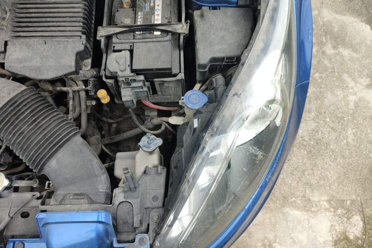 Used Ford Fiesta 2009 Hatchback 1.5L Automatic Sport Model Engine Bay Left