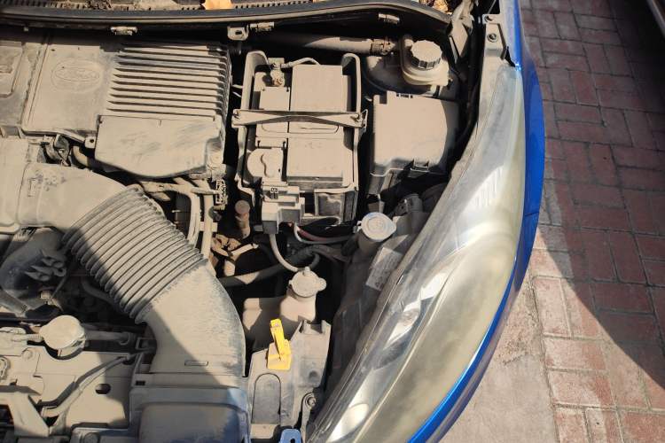 Used Ford Fiesta 2009 Hatchback 1.5L Automatic Fashion Edition Engine Bay Left