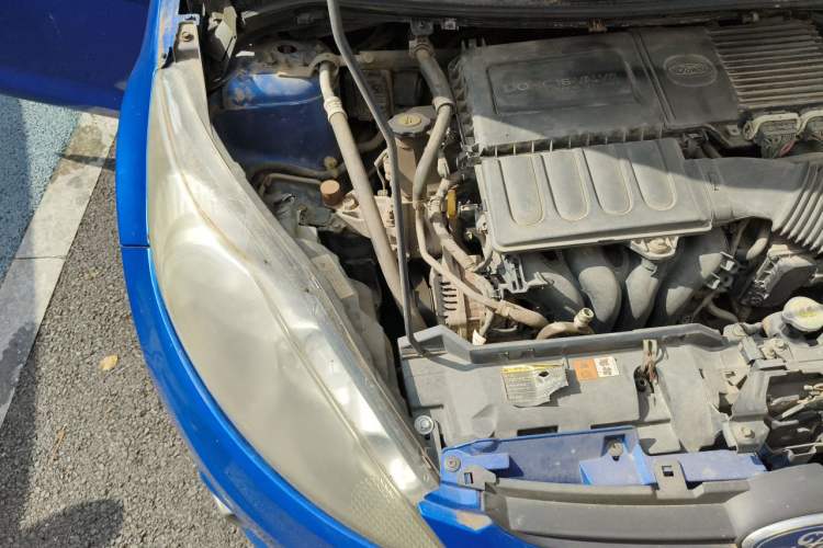 Used Ford Fiesta 2009 Hatchback 1.5L Automatic Sport Model Engine Bay Right
