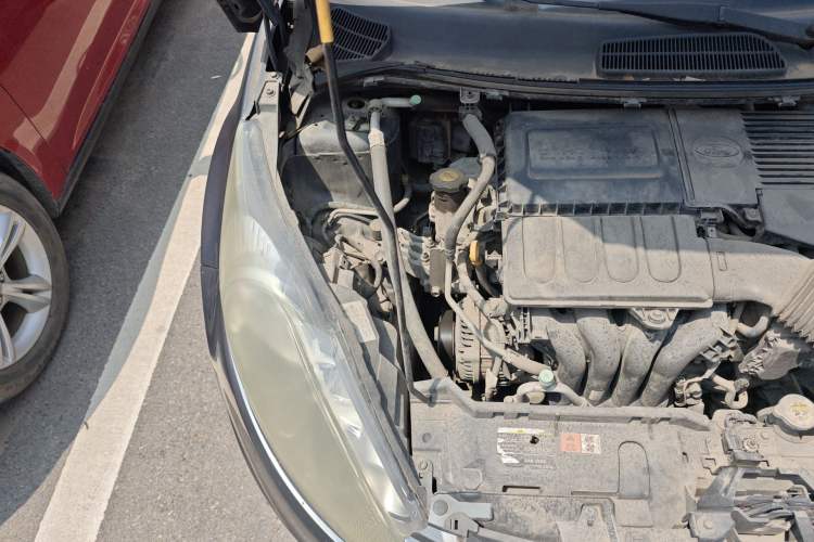 Used Ford Fiesta 2009 Sedan 1.5L Automatic Luxury Model Engine Bay Right