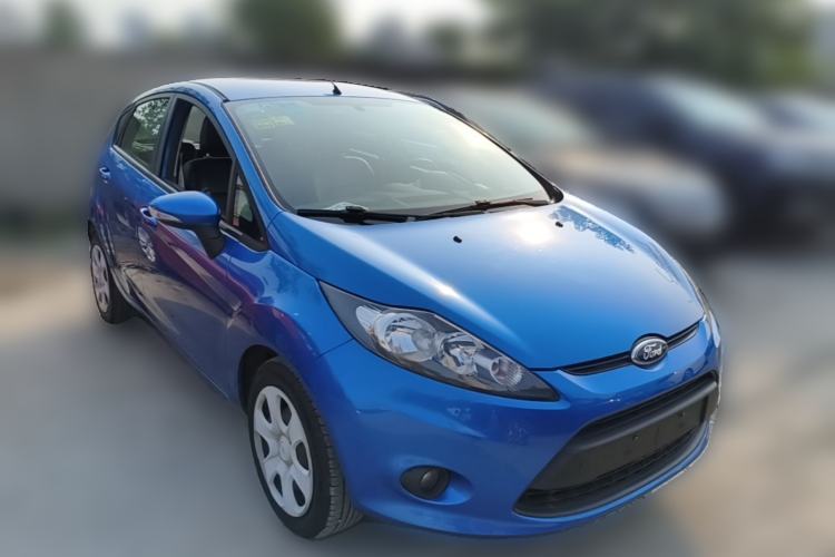 Used Ford Fiesta 2009 Hatchback 1.5L Automatic Fashion Edition Front Right 45 Deg