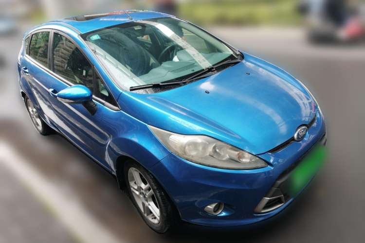 Used Ford Fiesta 2009 Hatchback 1.5L Automatic Sport Model Front Right 45 Deg