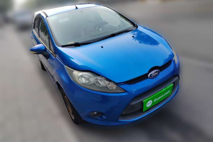 Used Ford Fiesta 2009 Hatchback 1.5L Automatic Fashion Edition Front Right 45 Deg