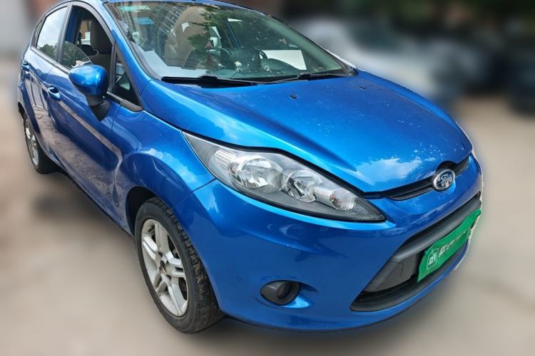 Used Ford Fiesta 2009 Hatchback 1.5L Automatic Fashion Edition Front Right 45 Deg
