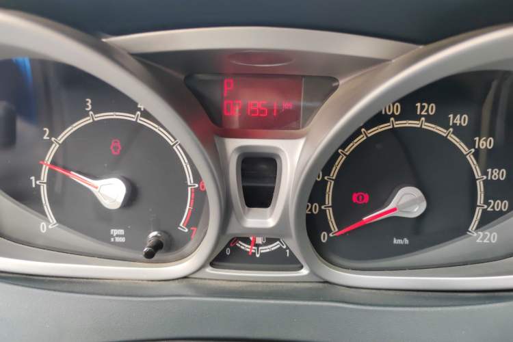 Used Ford Fiesta 2009 Hatchback 1.5L Automatic Fashion Edition Instrument Cluster