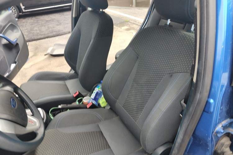 Used Ford Fiesta 2009 Hatchback 1.5L Automatic Sport Model Left Front Seat
