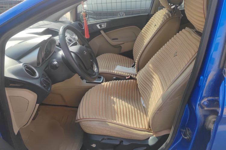 Used Ford Fiesta 2009 Hatchback 1.5L Automatic Fashion Edition Left Front Seat