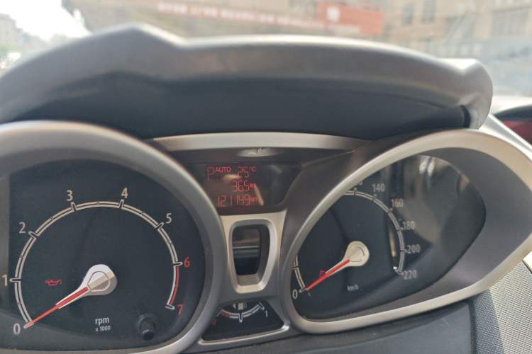Used Ford Fiesta 2009 Sedan 1.5L Automatic Luxury Model Odometer Close Up