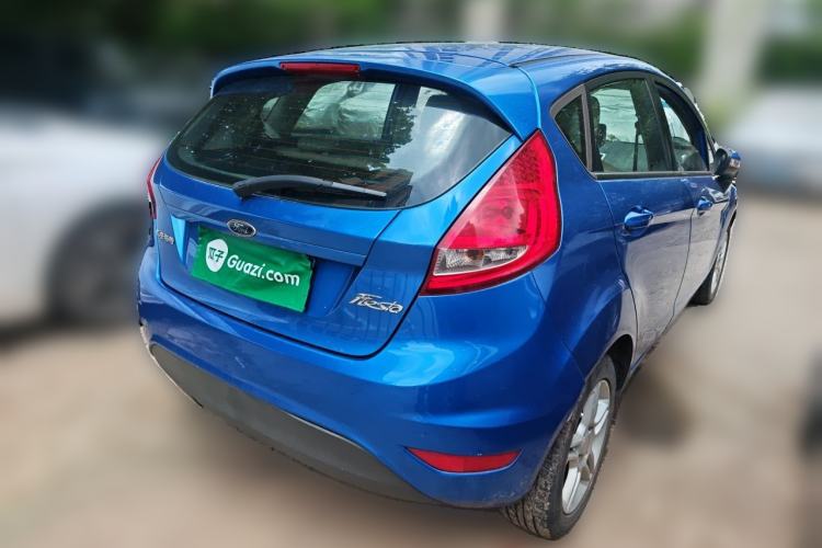 Used Ford Fiesta 2009 Hatchback 1.5L Automatic Fashion Edition Rear Right 45 Deg