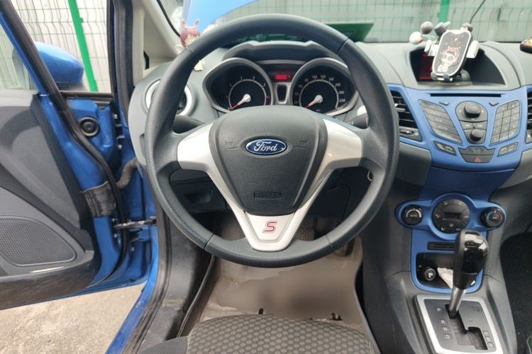 Used Ford Fiesta 2009 Hatchback 1.5L Automatic Sport Model Steering Wheel