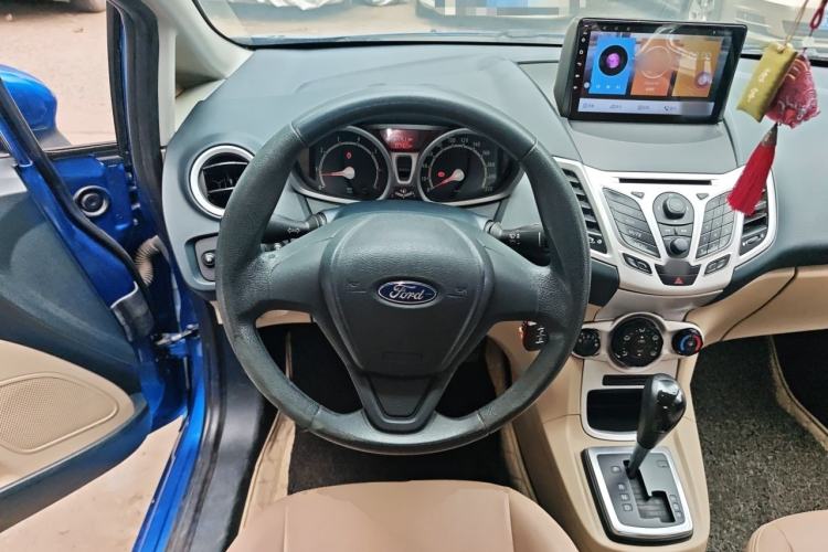 Used Ford Fiesta 2009 Hatchback 1.5L Automatic Fashion Edition Steering Wheel