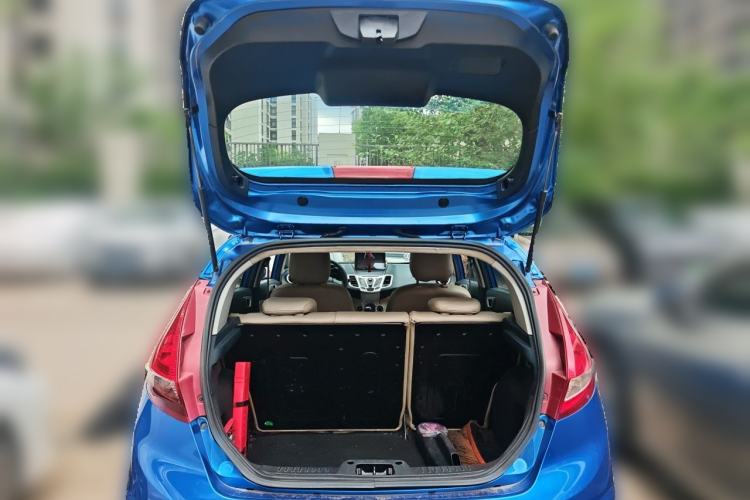 Used Ford Fiesta 2009 Hatchback 1.5L Automatic Fashion Edition Trunk