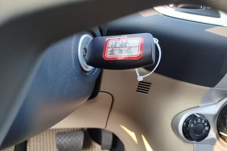 Used Ford Fiesta 2009 Hatchback 1.5L Automatic Fashion Edition Vehicle Key