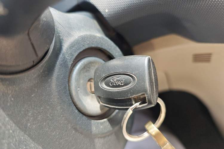 Used Ford Fiesta 2009 Sedan 1.5L Automatic Luxury Model Vehicle Key